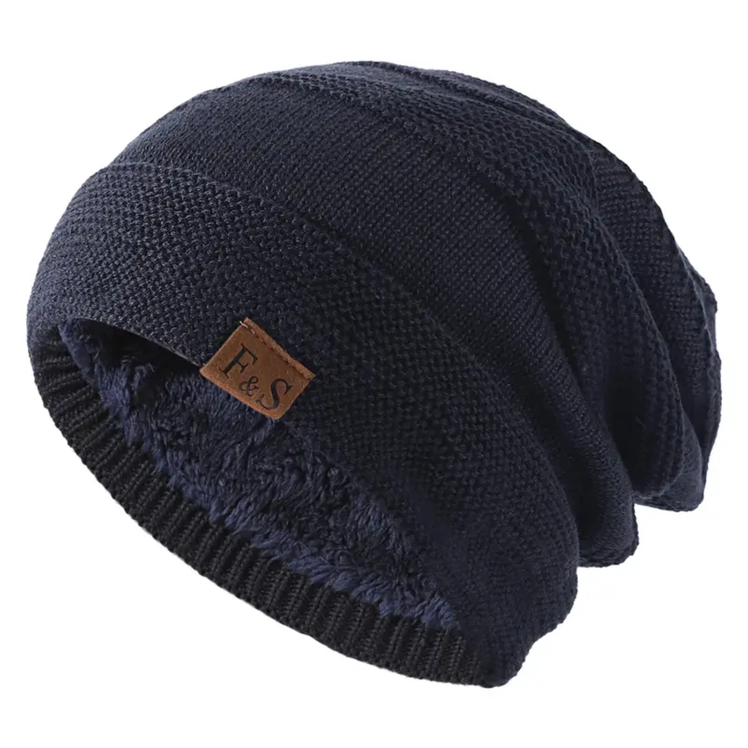 

ck and relax in this comfortable and fashionable hat, perfect for everyday wear or outdoor adventures. Don't let the cold weathe