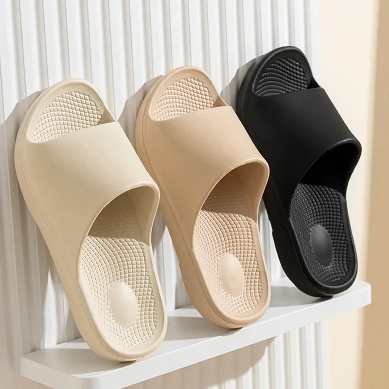 Summer Thcik Platform Lightweight Soft Sole Home Slippers for Women Solid Color Non Slip Bath Shower Slides Woman Eva Flip Flops