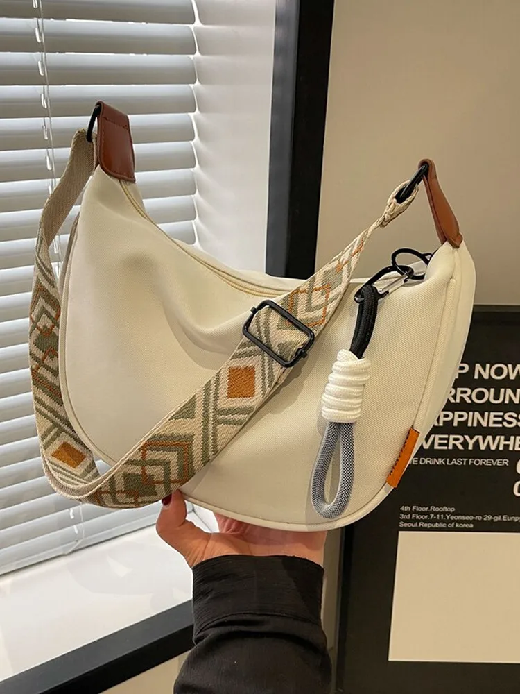 nylon-cloth-dumpling-shaped-crossbody-bag-for-women-fashionable-commuter-shoulder-bag-casual-style-soft-polyester