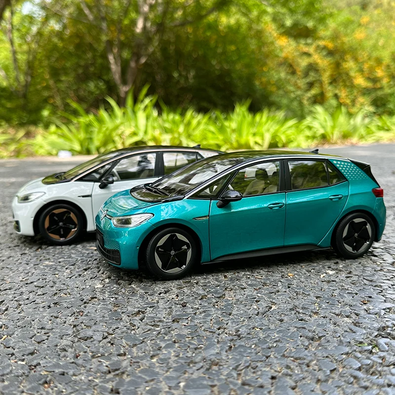 

1:18 VW ID3 ID.3 внедорожник из сплава, новая энергетическая модель автомобиля, литье под давлением, металлические электромобили, модель автомобиля, коллекция моделирования, детские подарки