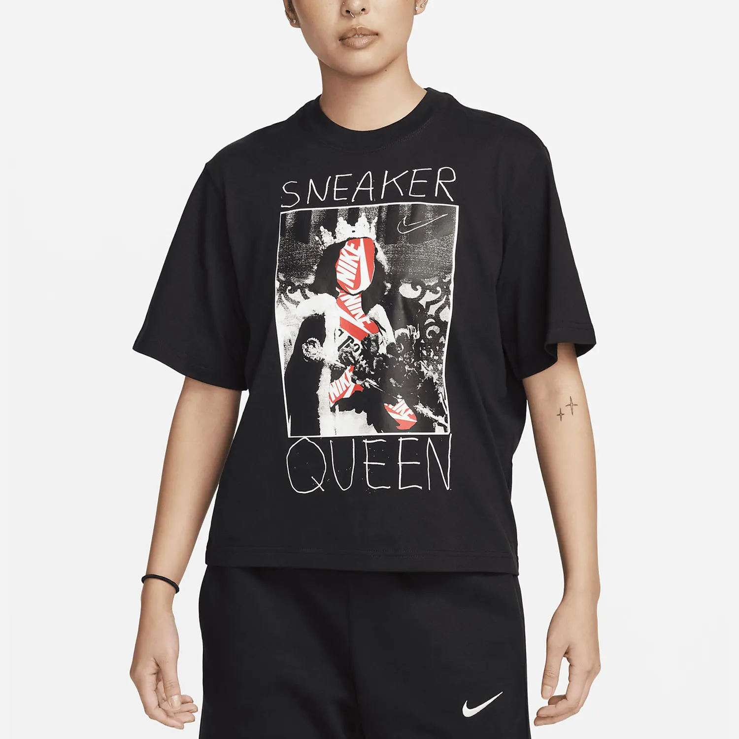 

Оригинальная женская футболка Nike Summer Sports с круглым вырезом, дышащая, с принтом, с короткими рукавами FD2532-010
