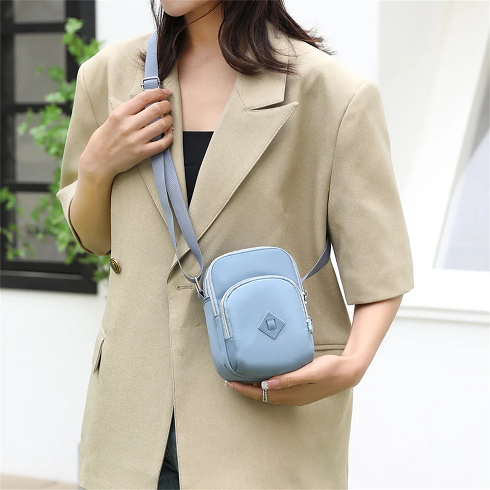 Fashion Women Crossbody Bag Shoulder Bag Casual Nylon Messenger Bag Multilayer Female Tote Travel Handbag