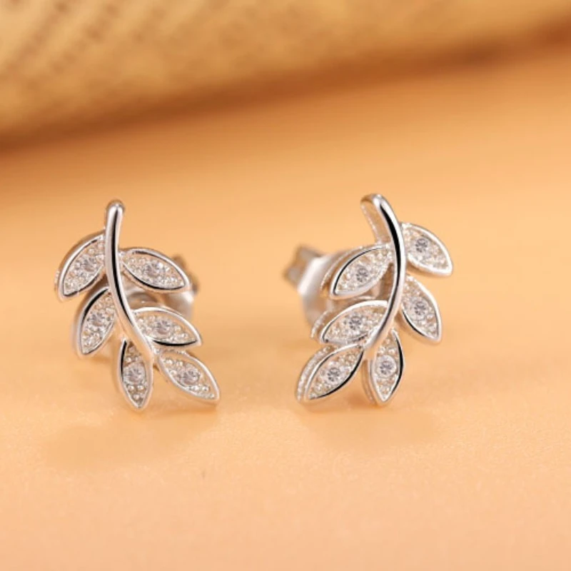 New 925 Sterling Silver Earrings Moissanite Leaves for Women Exquisite Girlfriend Wedding Engagement Jewelry Fashion Gifts Party