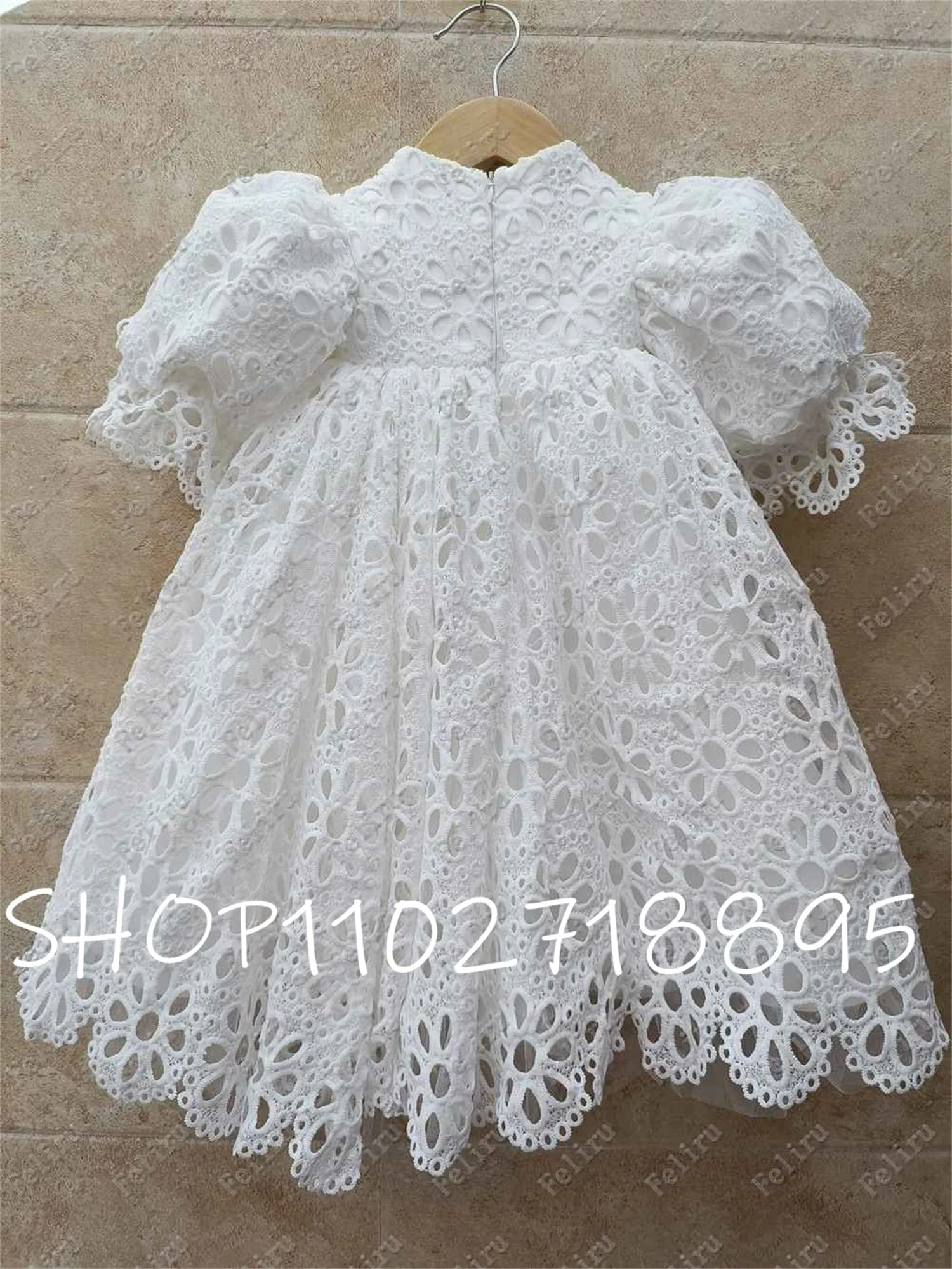 

Hollow Out Lace Flower Girl Dresses for Wedding Princess High Waist Toddler Pretty Pageant Balloon Sleeve First Communion Gown