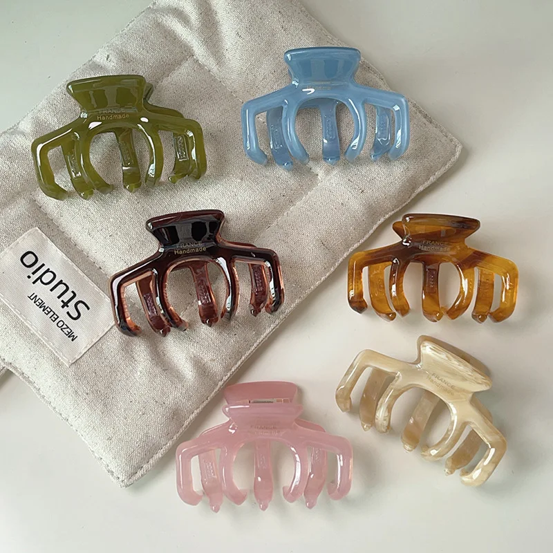 

Ins Hot Sale Retro Thickened 6.5cm Medium Size Jelly Acetic Acid Hair Clip Luxury Premium Shark Clip Hair Accessories