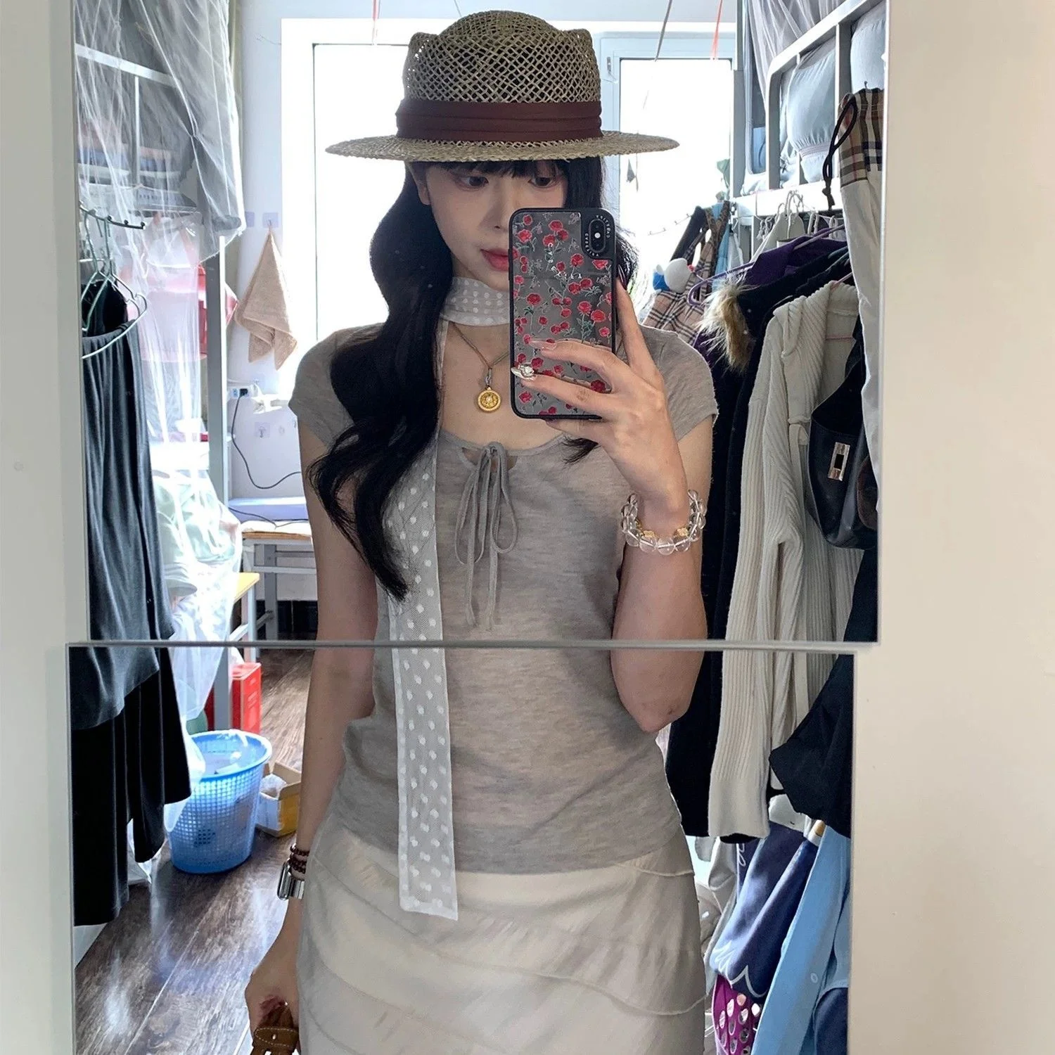 Summer 2026 Slim Fit Short Sleeve T-Shirt Women's Korean Style U-Neck Belted Design Breathable Lightweight Casual Top