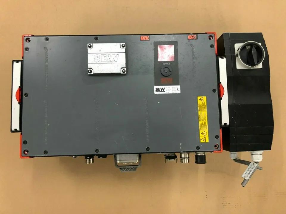 New Original Ready Stock PHC21A-A075M1-11G0 Incl. PSM21A-A075-CBE-0050 Industrial Automation PAC Dedicated PLC Programming Contr