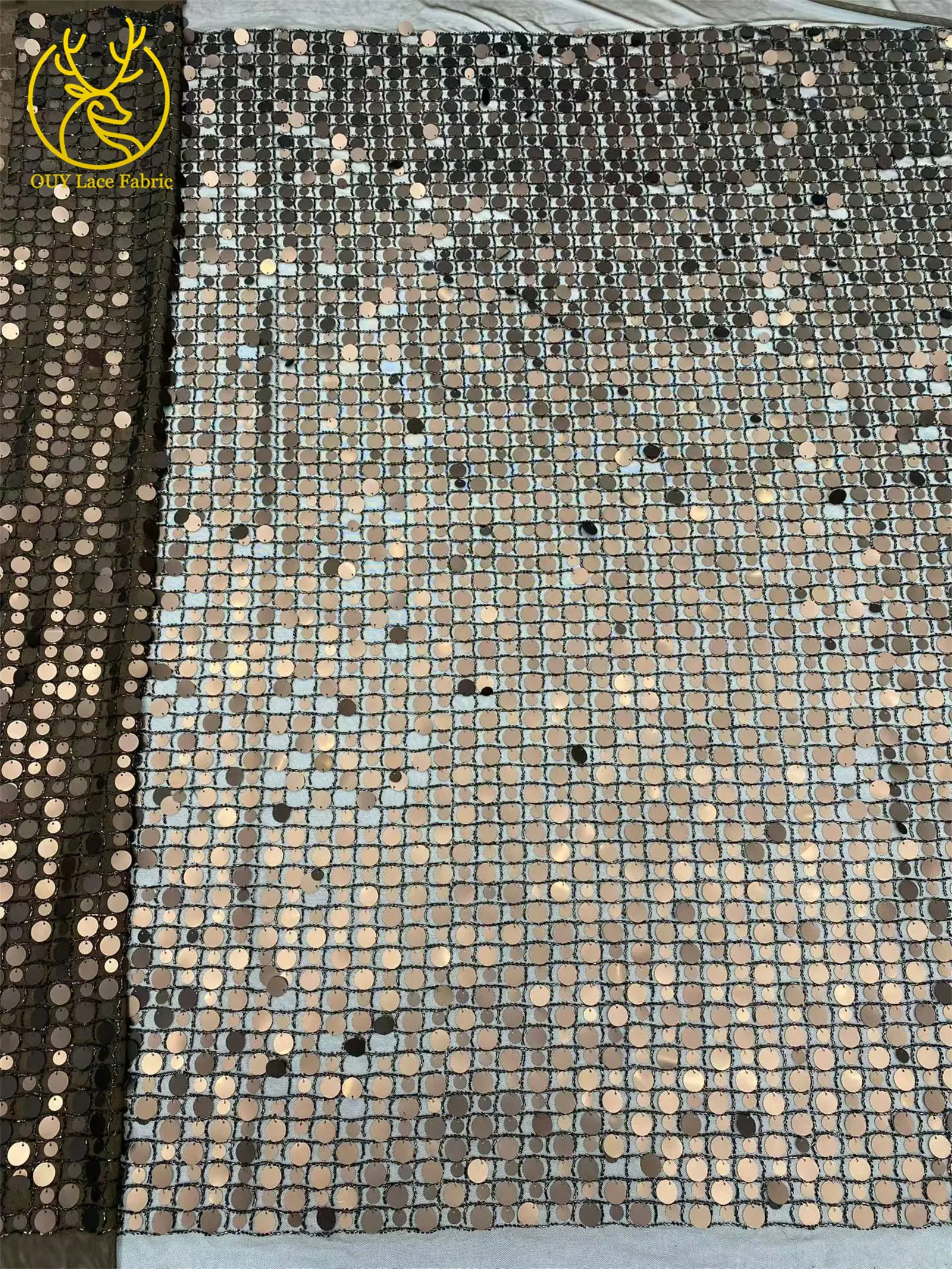 5 Yards Afrikanischer Pailletten-Spitzenstoff Weinrot Französischer Perlen-Tüll-Spitzenstoff Nigerianischer Netzspitzenstoff für Abendkleider – Detail 15
