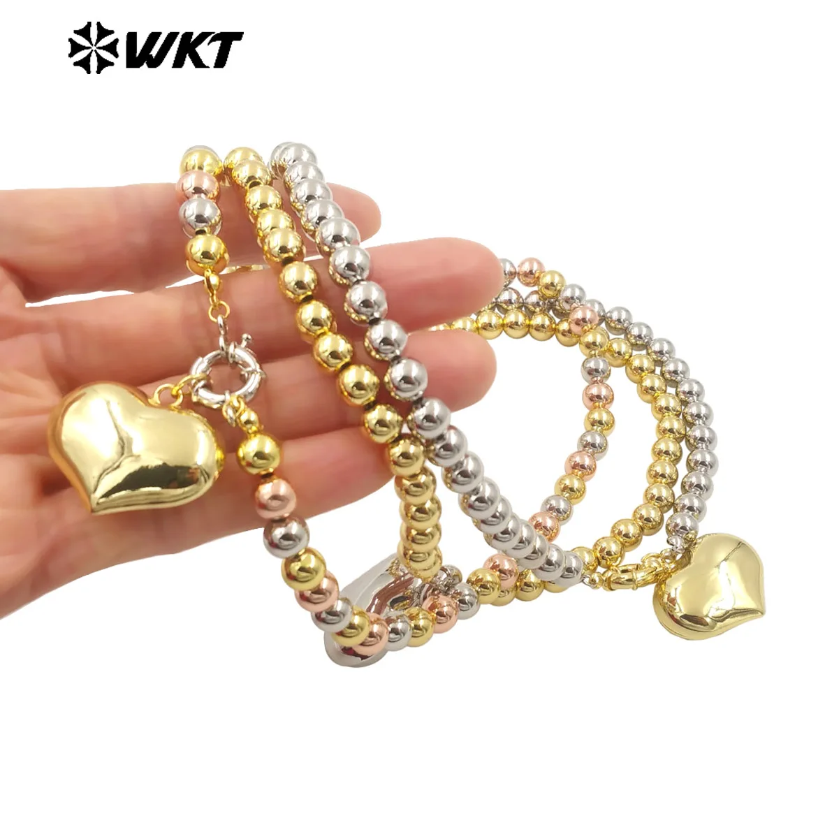 WT-JFN10 Unique Fashionable Three-Color 18K Gold Silver Titanium Steel Necklace With Heart-Shaped Pendant With Plain Clothes