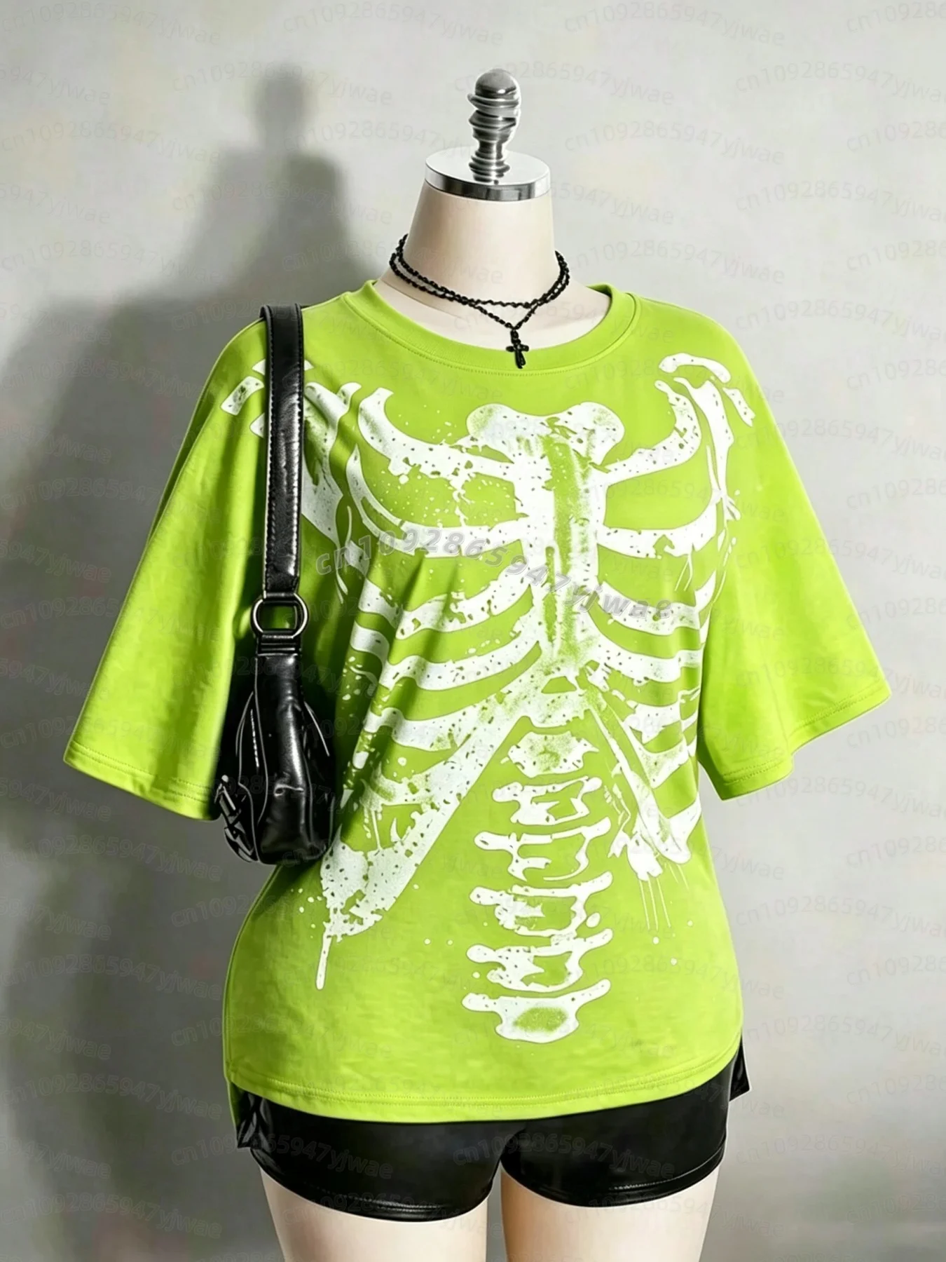2026 Damen Halloween Skelett Brustkorbe Grafik T-Shirt Y2k Alt Goth Punk Distressed Totenkopf Knochen Print Kurzarm Damen T-Shirt – Detail 12