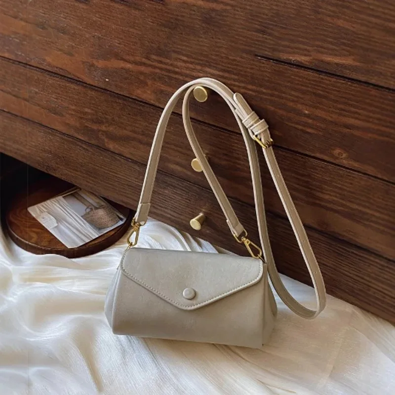 

Новая модная женская сумка через плечо в стиле ретро, маленькая сумка из кожи растительного дубления, простая универсальная сумка на плечо в стиле ретро, подходящая для всех occa