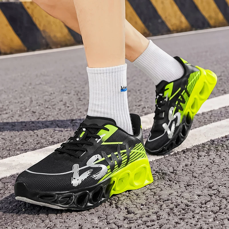 Herren-Laufschuhe, Tennisschuhe, koreanischer Stil, trendige Herren-Sportschuhe mit dicker Sohle und hohlem Design, atmungsaktives Mesh-Material, abriebfest, stoßdämpfend, für den täglichen Gebrauch, lässige Laufschuhe für Herren. – Detail 19
