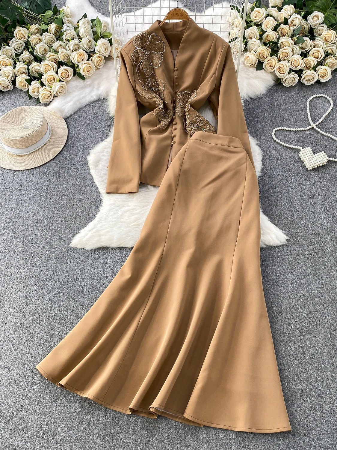 

Элегантное длинное платье-русалка с вышитым 3D цветочным жакетом, комплект из двух предметов, с завышенной талией, из сетчатой ткани, в деловом стиле, весна...