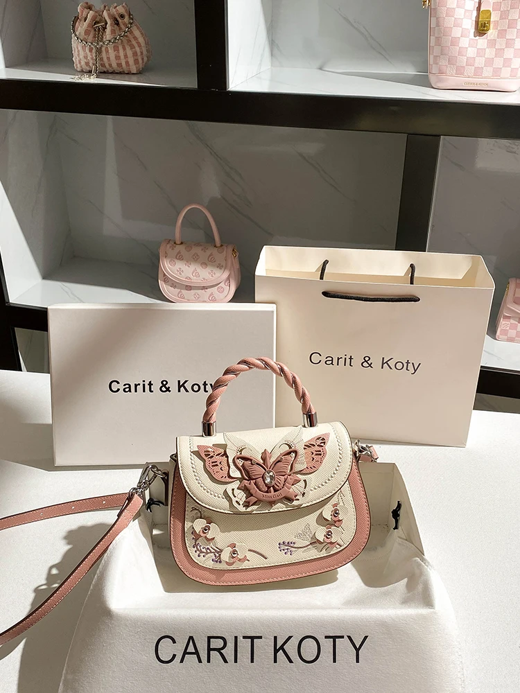 

Western Style and Saddle Bag with Charming Decoration Embroidery Printing Women's Stylish and Versatile Handheld Crossbody Bag