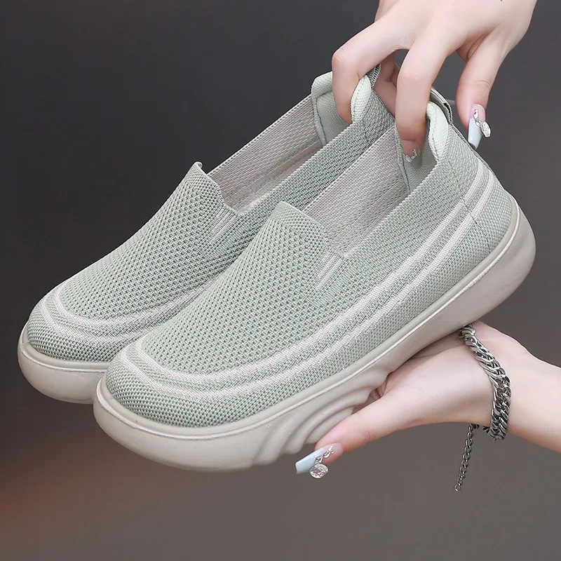 

Women's Casual Mesh Loafers Striped Slip-On Sneakers Non-Slip Thick Sole Comfortable Shoes for Women Daily & Outdoor Walking