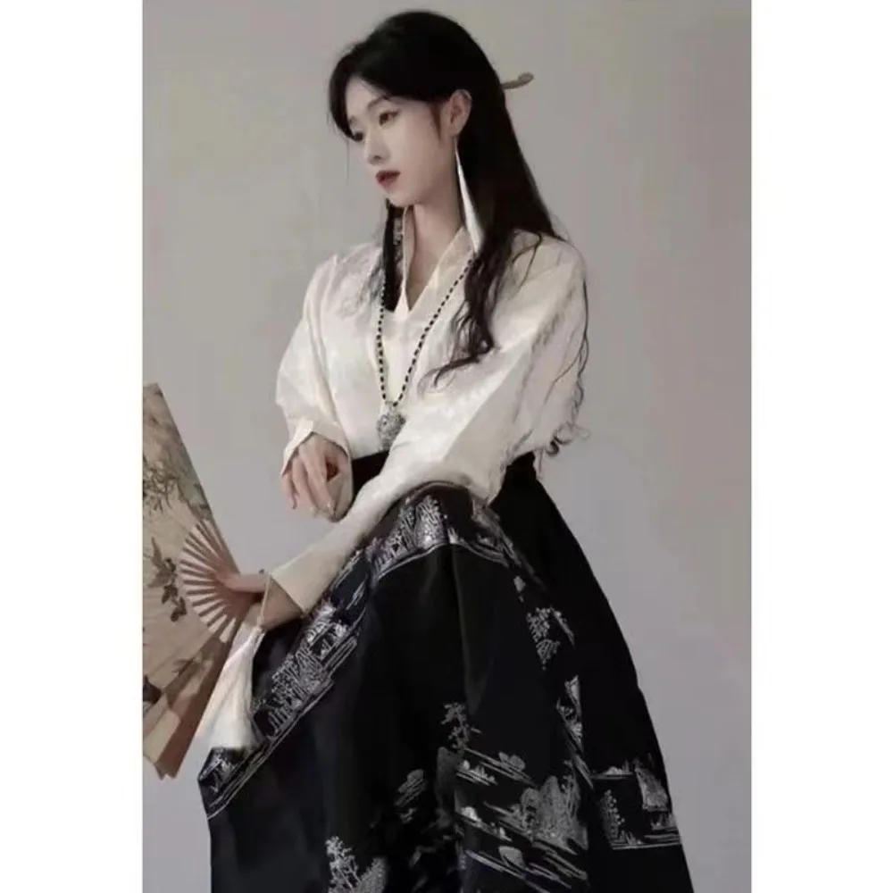 

Original Hanfu Modern Style Chinese Costume Ming Dynasty Weaving Gold Horse Face Skirt Chinese Dress Mamianqun Vest Skirt Set