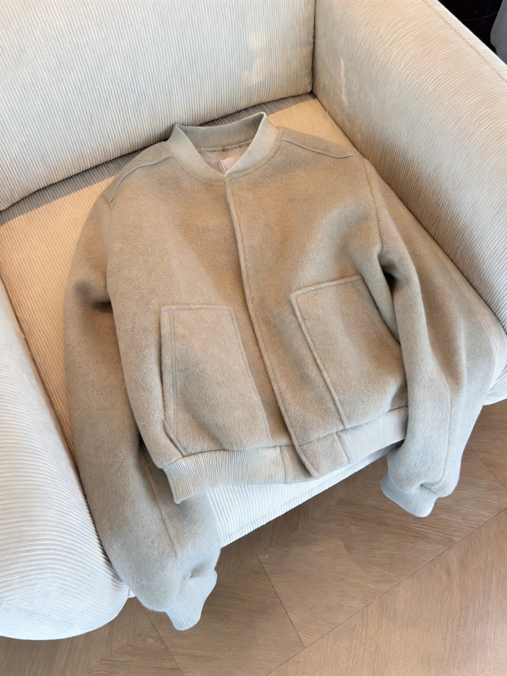 

Мужская повседневная куртка с воротником-стойкой, весна-осень, маленький размер, легкая, теплая, базовая, однотонная, на пуговицах