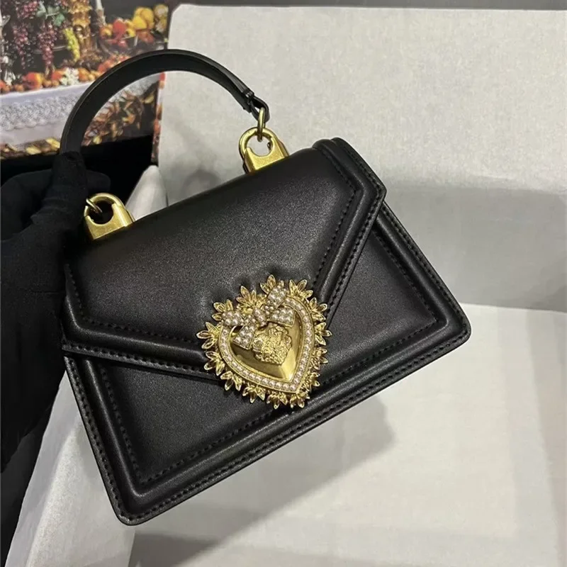 Elegant Top Layer Cow Leather Heart Bow Handbag Single Shoulder Slant Chain Bag Fashionable Flip Cover Small Square Bag