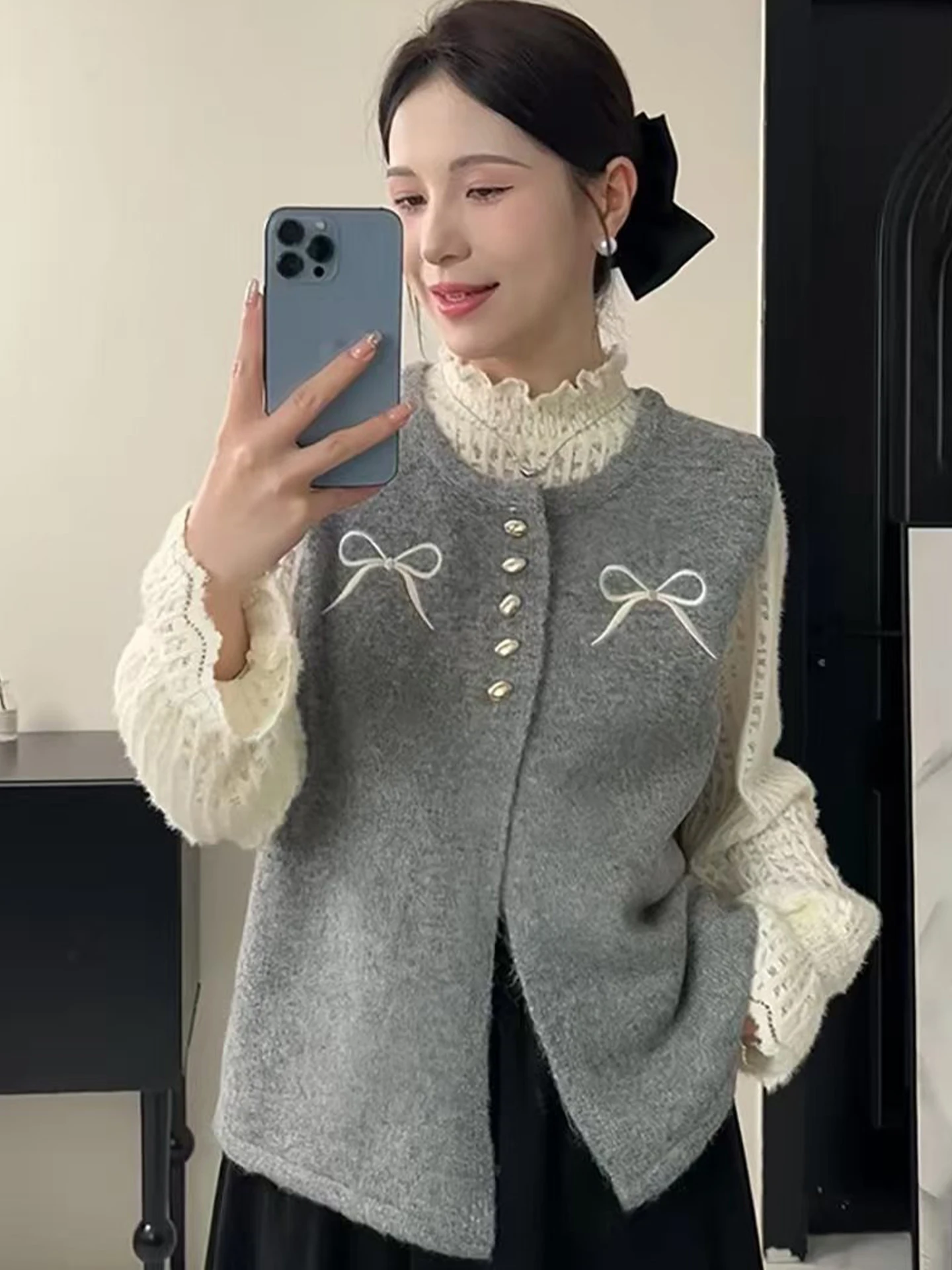 

Faionable Knitted Vest 2025 Winter Design Knot Embroidery Svel Layering Versatile Clothing Women's Jaet