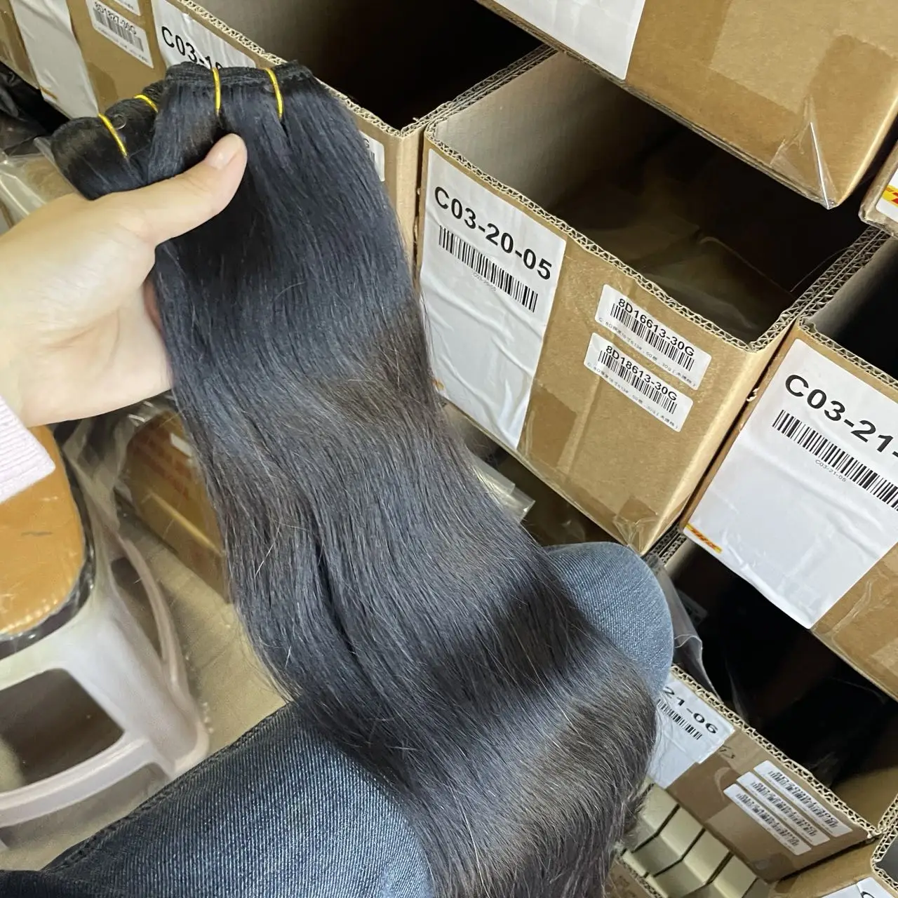 أسود طبيعي لحمة مزدوجة شعر مستعار بشري 12-24 بوصة 50 جرام آلة حزم شعر ريمي خياطة في نسج الشعر