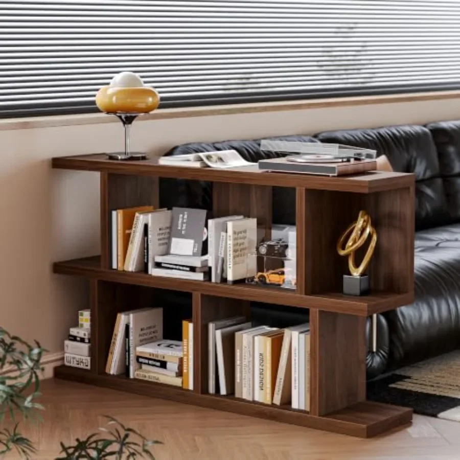 47 Low Bookcase for Living Room, Engineered Wood in Light Gray, Space-Saving Horizontal Storage with Adjustable Shelves