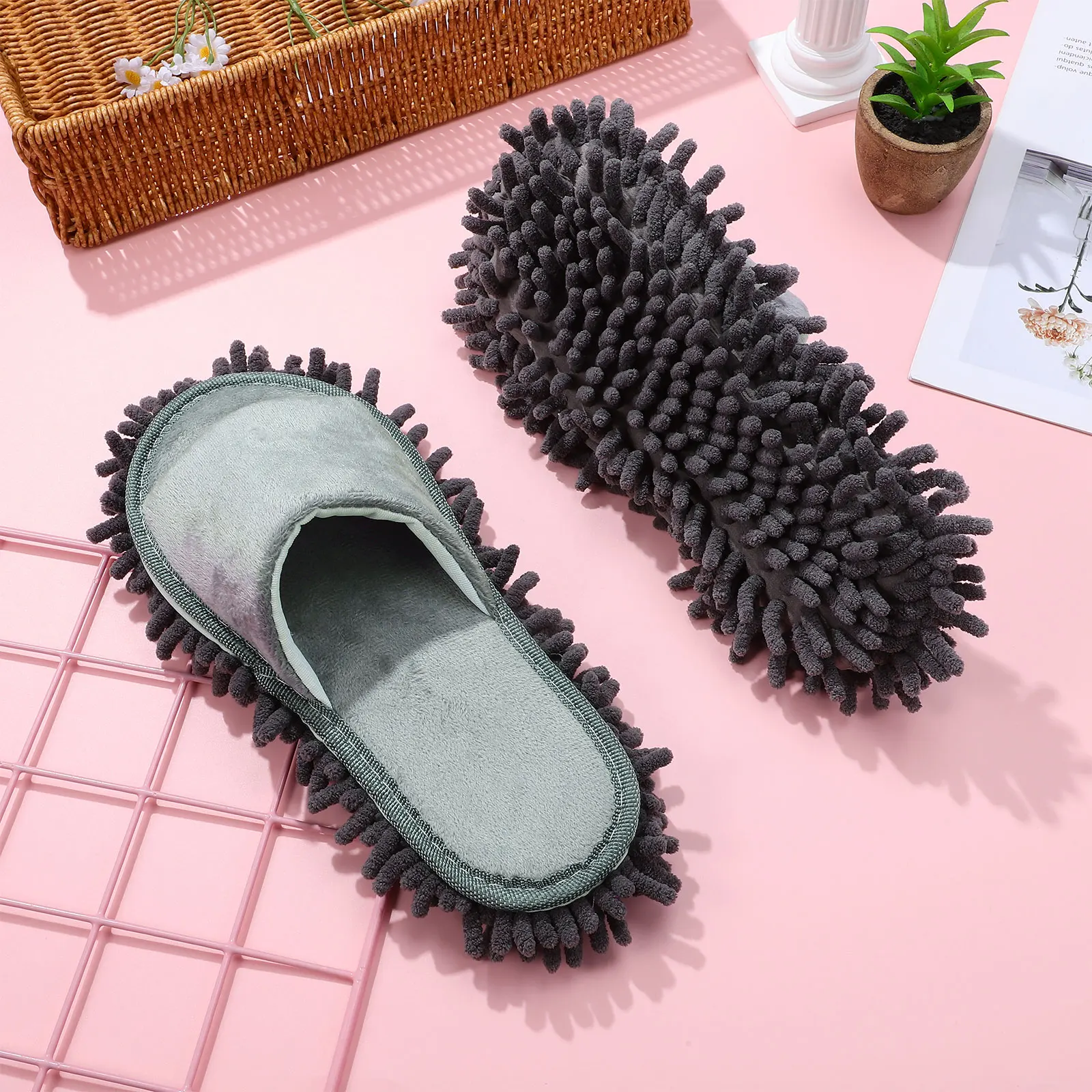 شباشب ممسحة شتوية أحذية تنظيف أرضية غير قابلة للانزلاق تصميم مفتوح من الأمام مقاس كبير 43 44 شباشب منزلية متينة للجنسين باللون الرمادي