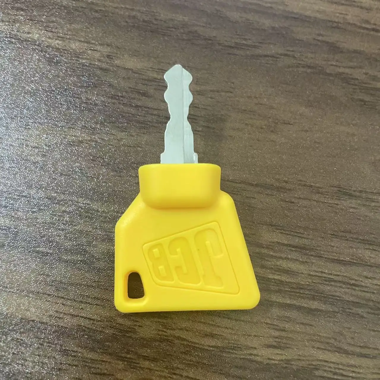 For JCB 220, 240, 360, 290, 370 Ignition Switch Key High Quality Color: Yellow  Driver's door key - Image 5