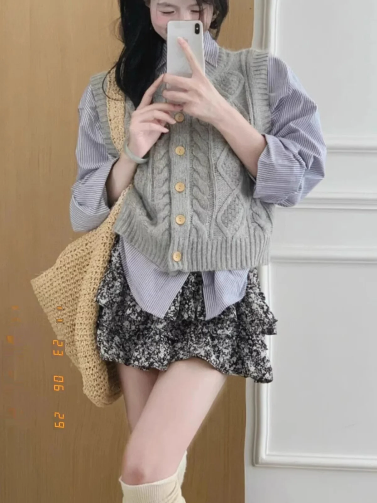 

Женский вязаный жилет-топ из полиэстера с круглым вырезом для повседневной носки, весна-осень, новинка