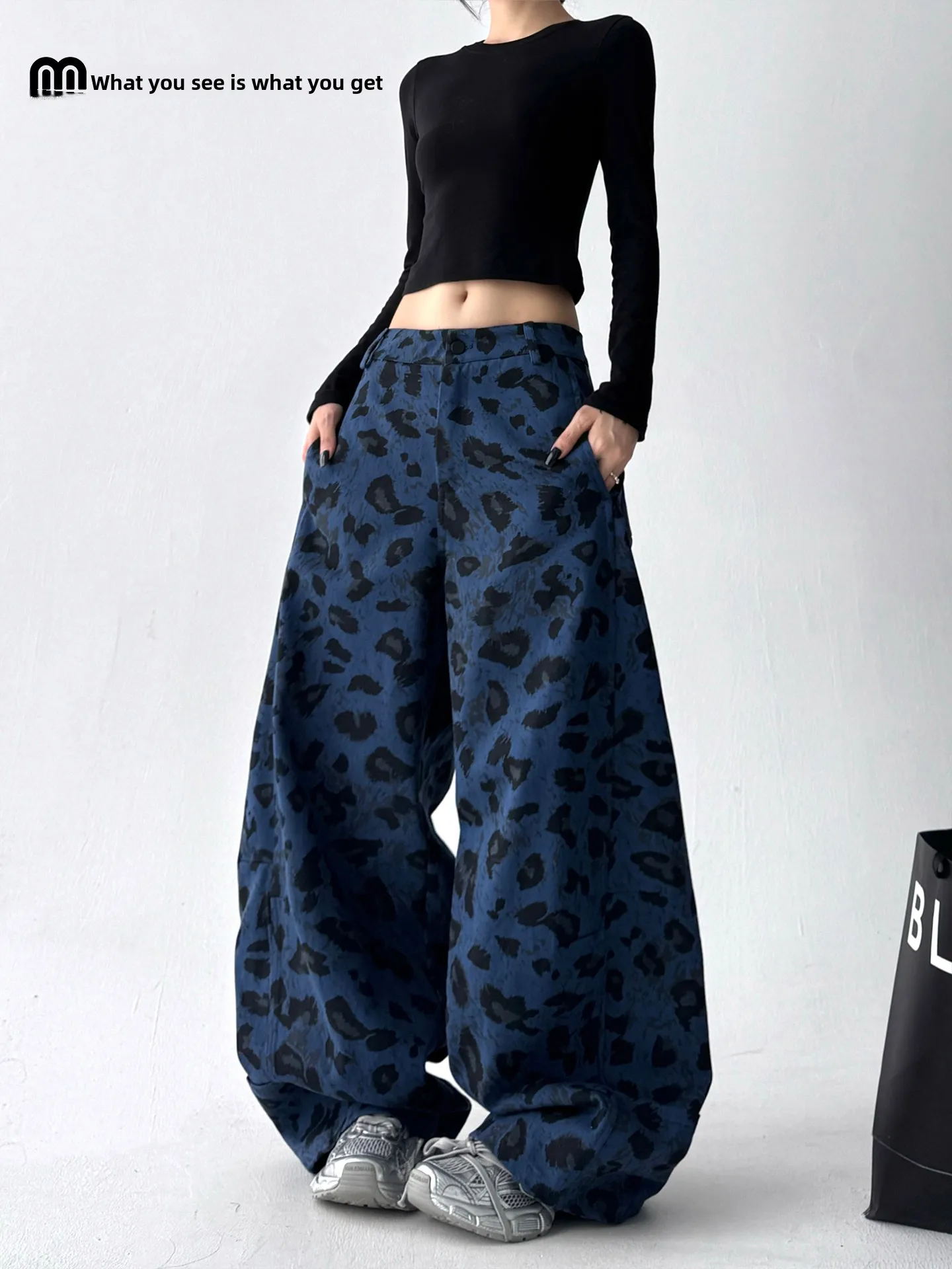 

Повседневные брюки с леопардовым принтом в американском стиле, женские свободные утягивающие универсальные прямые широкие джинсы, модные хлопковые брюки с низкой талией...
