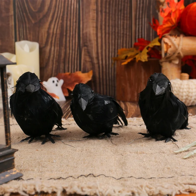 LUSQI Große Krähe, Ornament, Halloween-Dekoration, Schaumstoff-Simulationskrähe mit Federn, um die Atmosphäre des Halloween-Tages zu schaffen – Detail 3
