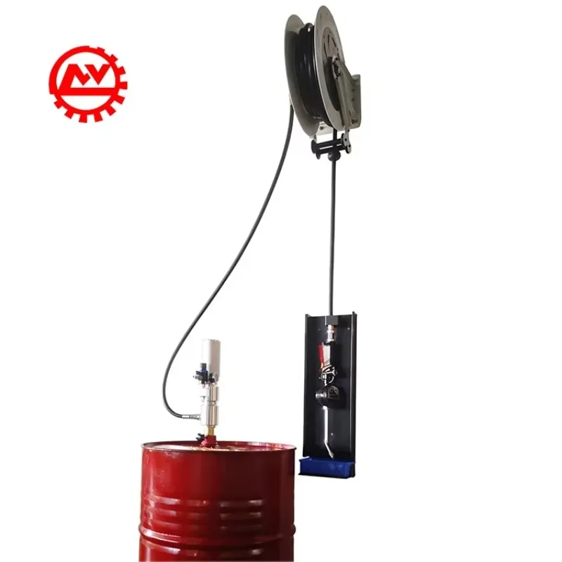 

Новый настенный пневматический насос для перекачки смазочных материалов из бочек 200 л, высоконапорный, с пневмоприводом, с катушкой для шланга