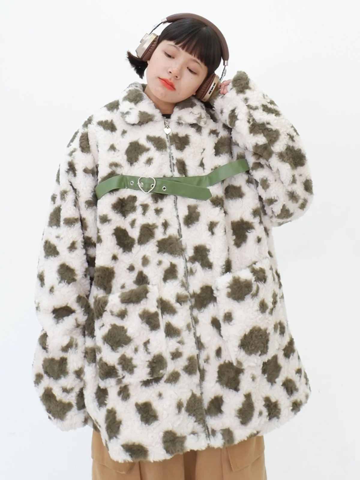 

Leopard print tie dyed lamb cashmere cotton jacket for women in 2023 winter loose fitting bf sweet cool thickened coats