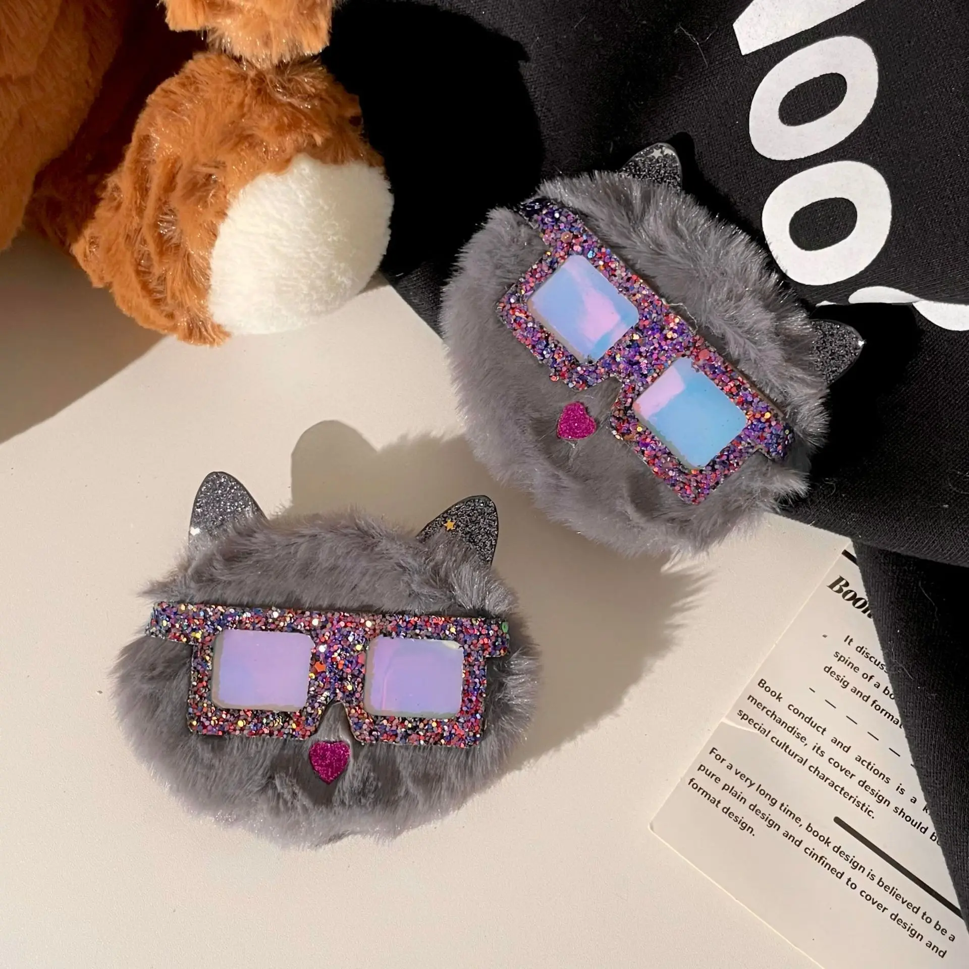 Schminkspiegel mit Vergrößerung, Cartoon-Katze, doppelseitig, faltbar, Fell, kompakter Taschenspiegel, tragbar, für Reisen, niedlicher Mini-Spiegel