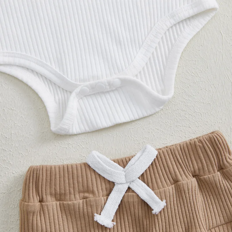 Conjunto de calças para bebê menino de 0 a 18 meses, roupas de primavera e outono, manga comprida, cor contrastante, body + calças + chapéu, conjunto infantil