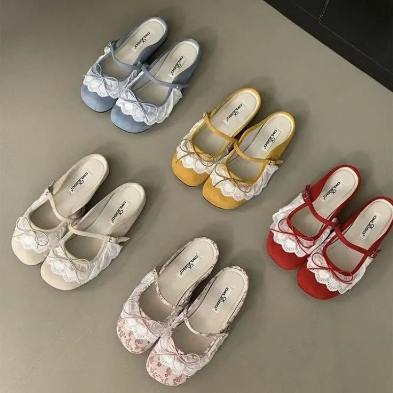 

2024 НОВЫЕ женские тапочки на плоской подошве, новые летние женские сандалии, модные женские уличные тапочки на мягкой подошве с кружевом и цветами Женская Обувь