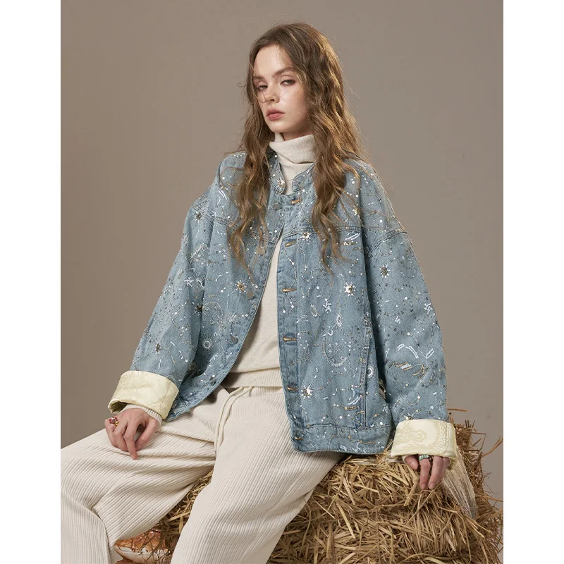 ELFSACK 2025 Winter New Arrivals Casual New Chinese Style Loose Fit Glitter Denim Jacket For Woman - Image 2