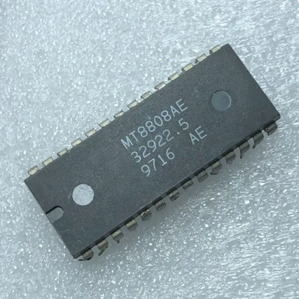 DIP-28 MT8808AE MT8808 1pcs/lot