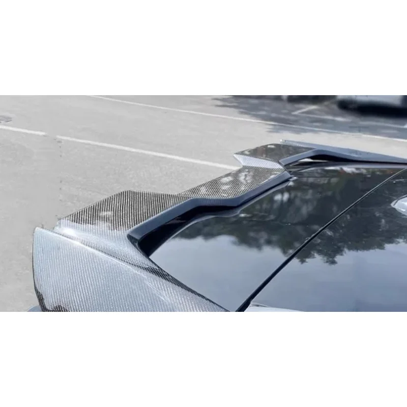 

Rear Spoiler Middle Wing LYNK&CO 08 EV 2021 modified carbon fiber Tail wing