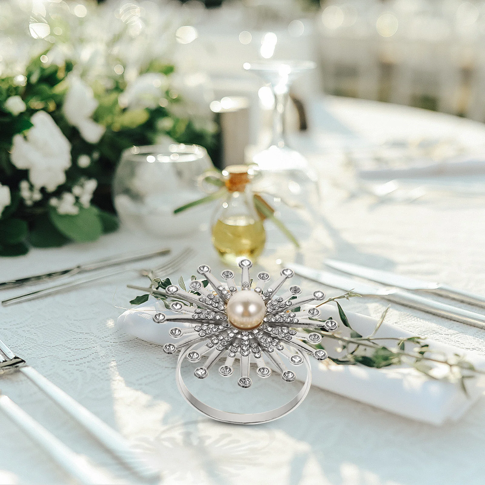 

6pcs Napkin Rings Sunflower Shape Rhinestone Pearl Table Napkin Holders For Dinner Party Banquet Hotel Table Supplies