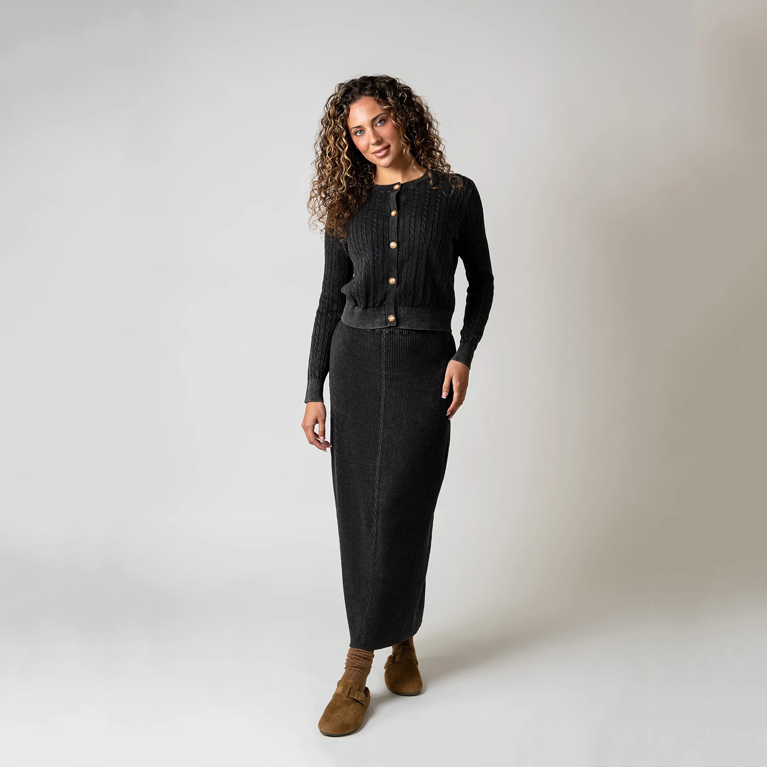 AP AW26  Women Washed Cable Cardigan and Knitting Skirt
