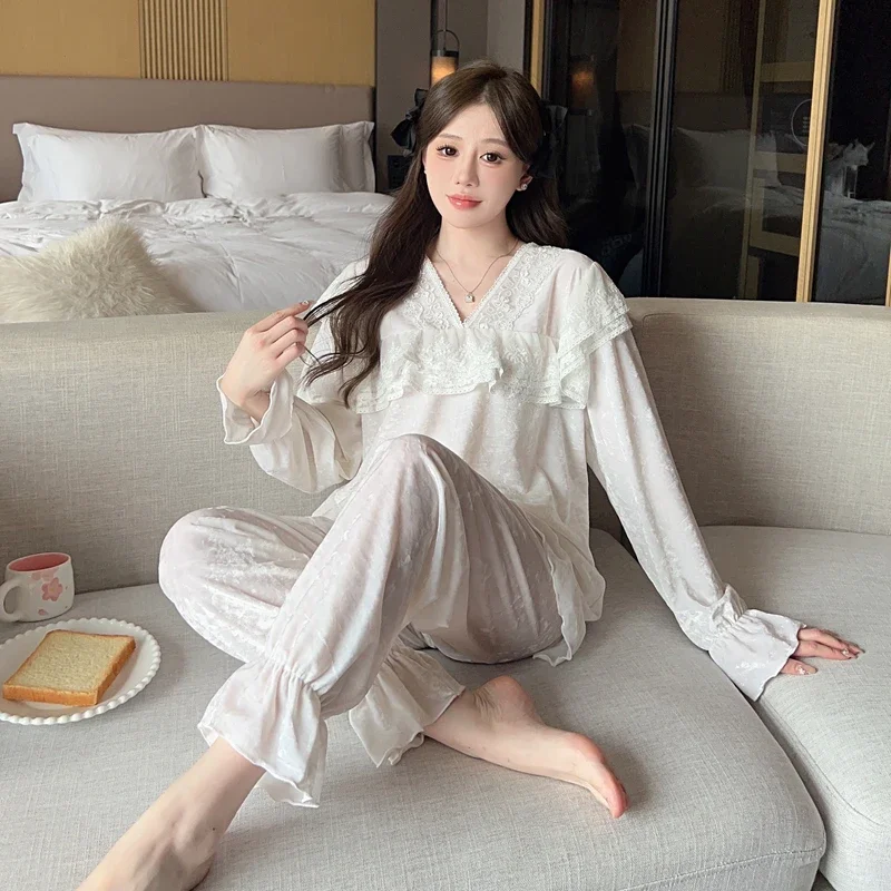 V-neck Pleuche Pajama Sets Women Soft Ruffles Design Sweet Home Thick Flare Sleeve Gentle Classic Daily Chic Pijamas De Mujer