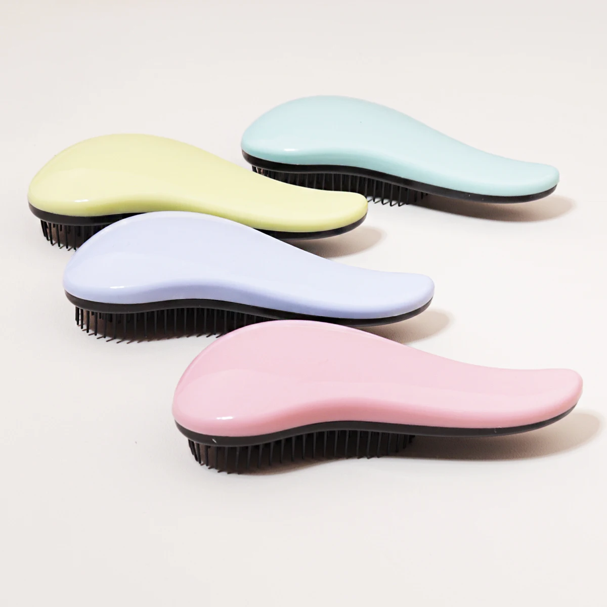 

Wholesale massage brush winding shower massage brush wet hair curly brush salon hairdressing tool Special for real hair wigs