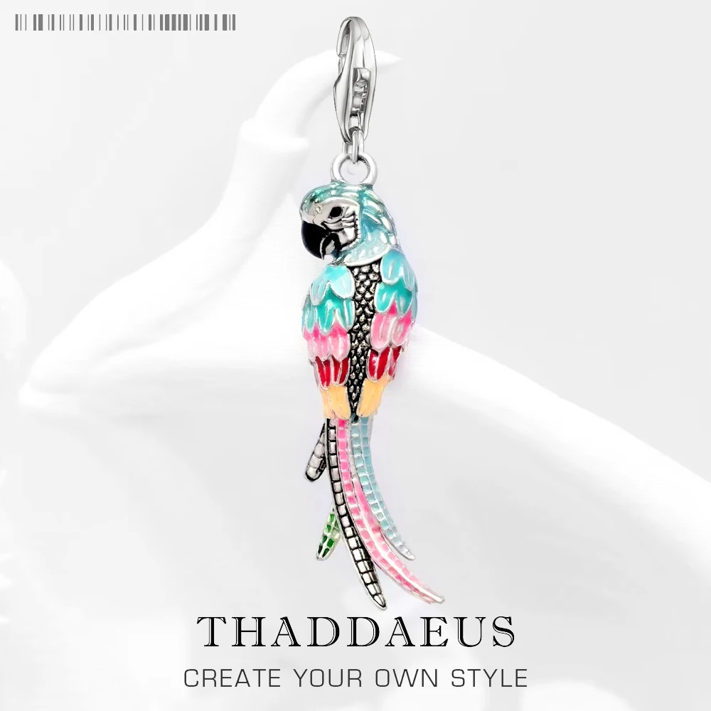 

Кулон в виде попугая из серебра 925 пробы