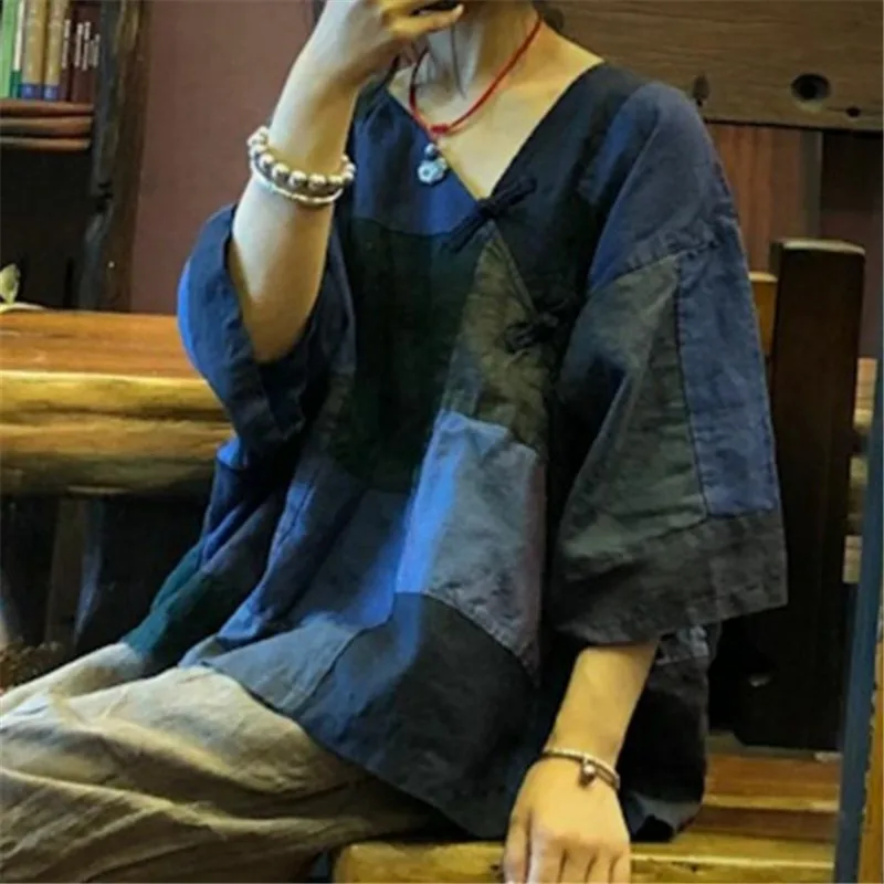 

2025 New Spring Literary Retro Patchwork Blouse Women Chinese Style Buckle Bat Sleeve Linen Top Fashion V-neck Short Loose Shirt