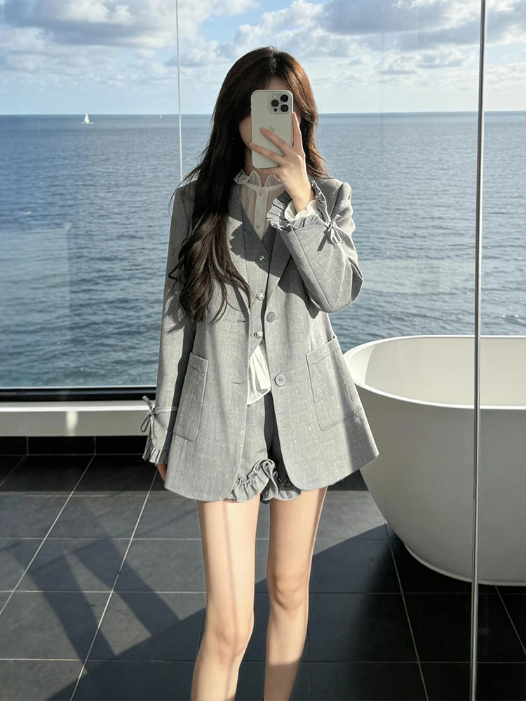 

Korean Style Suit Jacket Vest Shorts Three Piece Set Spring Fashion Comfortable High Waist Pure Color Loose Fit Women's Ensemble