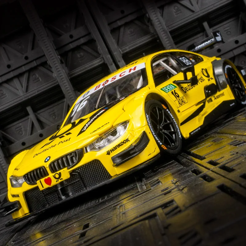 1:24 BMW M4 DTM Alloy Racing Car Model Diecasts Simulation Metal Toy Vehicles Car Model Collection Kids Toys Gift F193