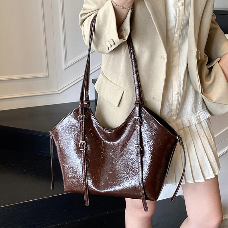 Vintage Oil Wax Lea… - image