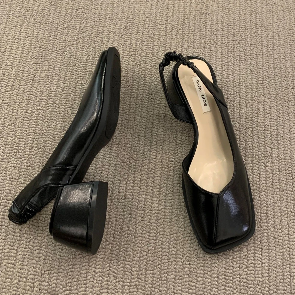 2024 Summer Elegant Ladies Sandals Fashion Ladies Elastic Band Flat Heel Women Shallow Party Shoes Square Heel 35-39