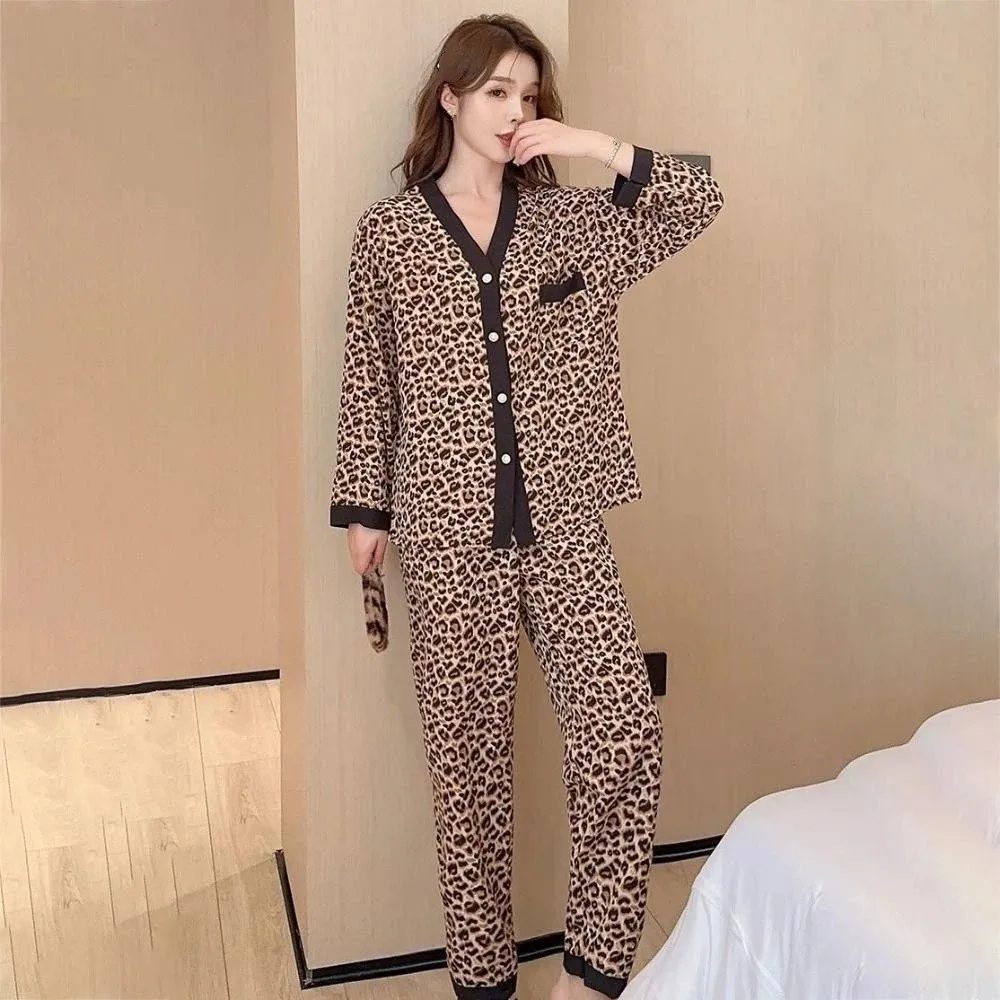 

Soft V-neck Grid Pajamas Women Loose Homewear Leopard Sleepwear Set Spring Autumn Casual Long Sleeves Pajamas Girl