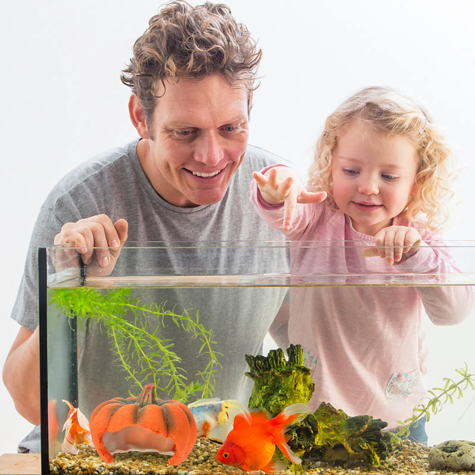 手作りの黄色いカボチャ型水槽装飾品。樹脂製で、魚が隠れる場所 - Aquarium Fish Yellow のレビューと価格